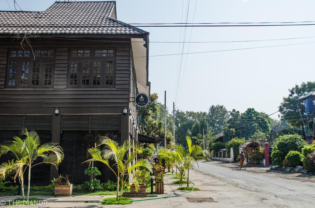 The Manor Hotel Nyaung Shwe Bagian luar foto