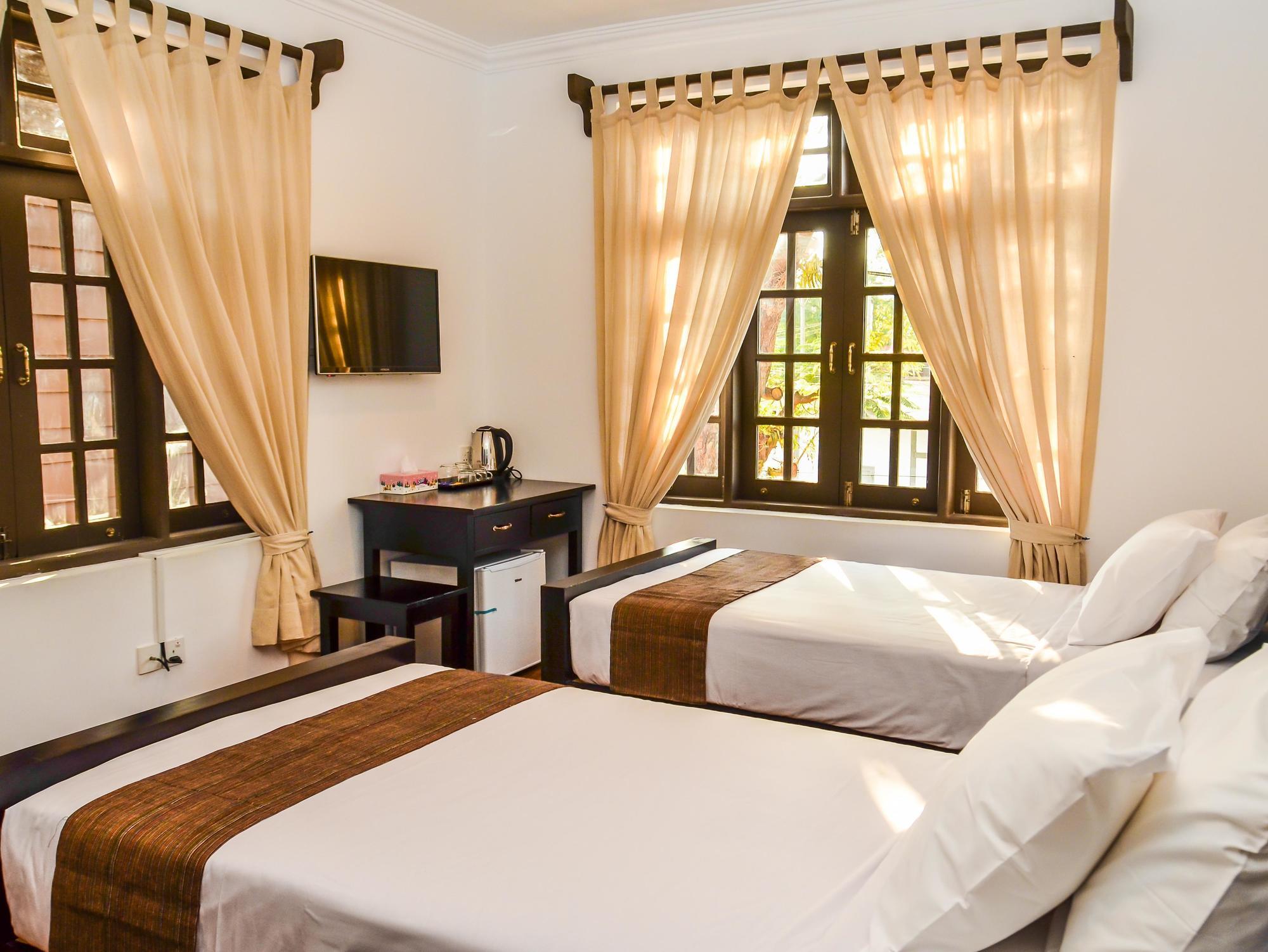 The Manor Hotel Nyaung Shwe Bagian luar foto