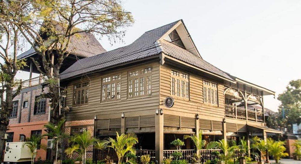 The Manor Hotel Nyaung Shwe Bagian luar foto