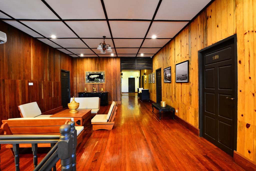 The Manor Hotel Nyaung Shwe Bagian luar foto