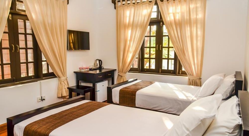 The Manor Hotel Nyaung Shwe Bagian luar foto